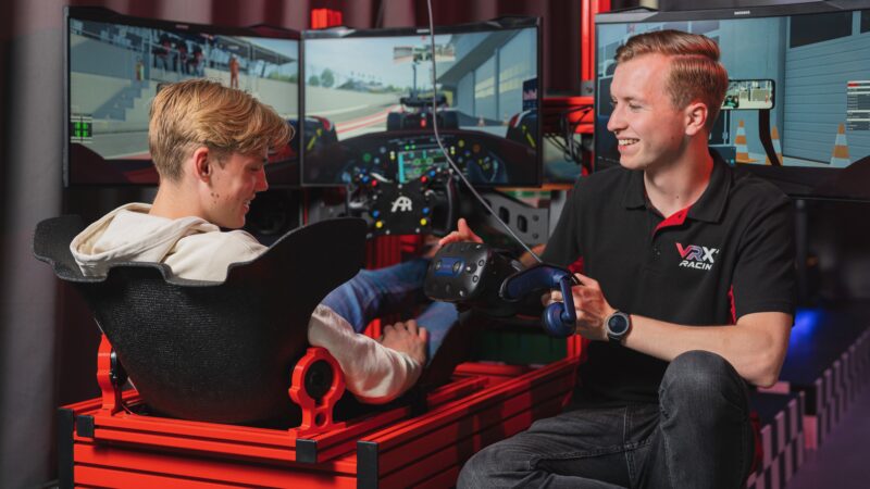VRX1 racesimulator uitleg en begeleiding