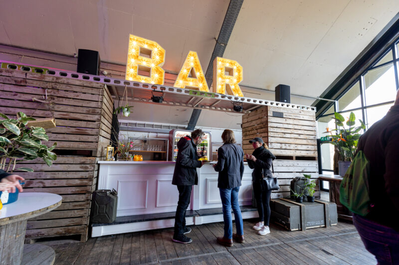 LindaOpLocatie Twente_bar