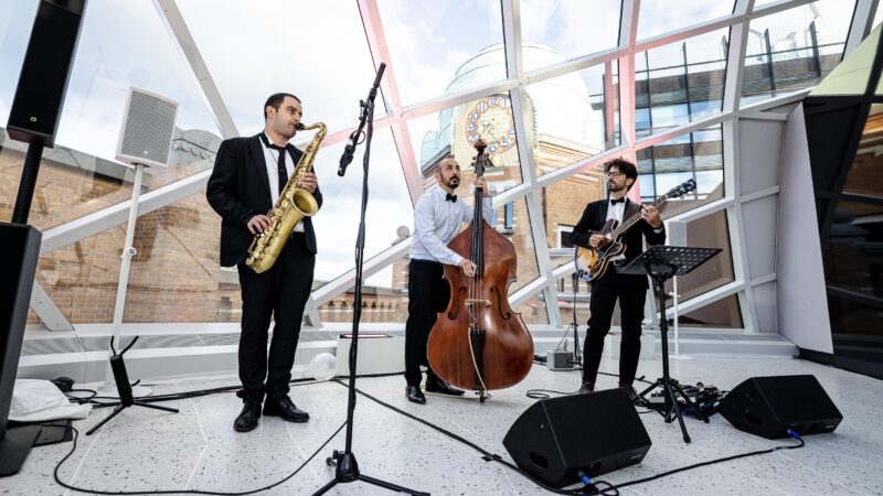 Capital C__Live muziek in The High Light