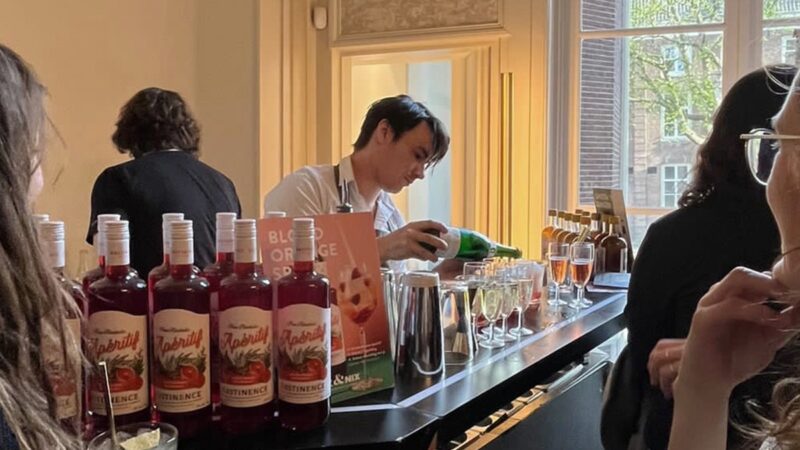 Nix & Nix - Cocktailbar 3
