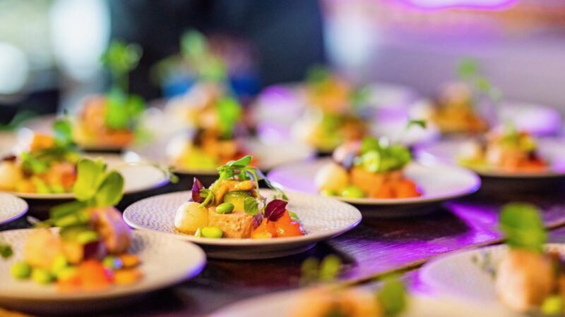 Hutten-Meetings-Events-gerecht-op-bord - Beeld Twycer