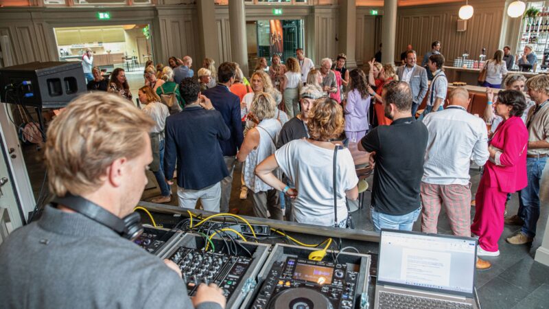 BFoto - Netwerken met LOL bij Phil Haarlem