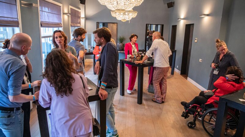 BFoto - Netwerken met LOL bij Phil Haarlem