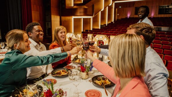 Food-Jazz-en-DJs-Theater-De-Kom-showdiner