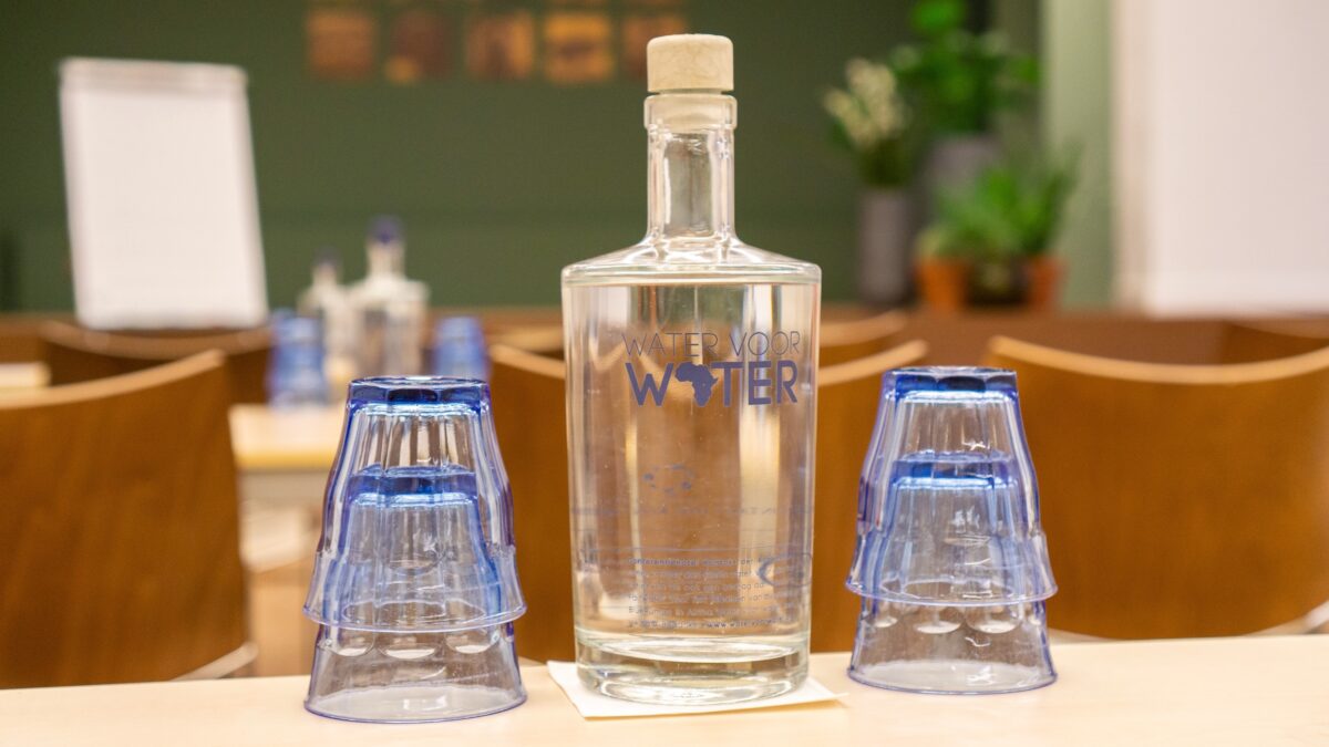 Kontakt der Kontinenten - Water voor Water