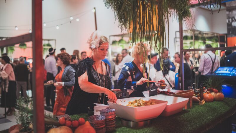 Louwman Museum - eindejaarsfeest in roaring 20's stijl - beeld Koen de Haas