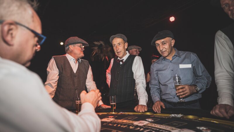 Louwman Museum - eindejaarsfeest in roaring 20's stijl - beeld Koen de Haas