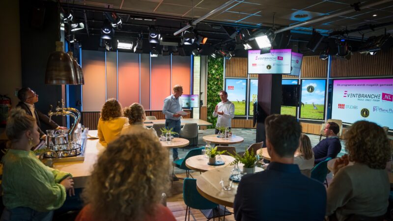 Rene Pouwelse - regisseur - briefing tewam eventbranche