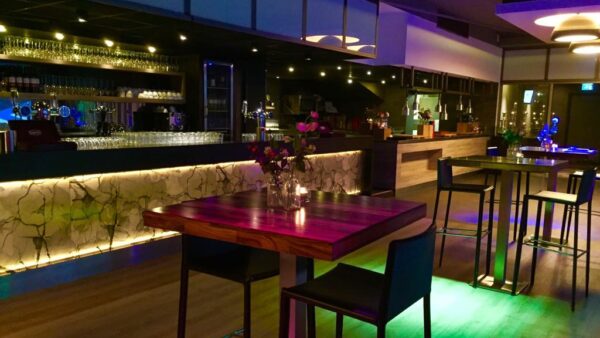CitySense - led verlichte bar