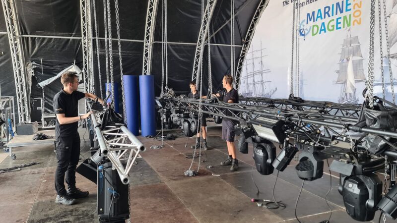 Theater de Kampanje - Marinedagen - rigging in tent - publieksevent