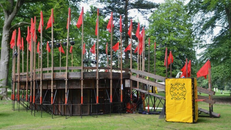 Hart Theater - tribune - hout