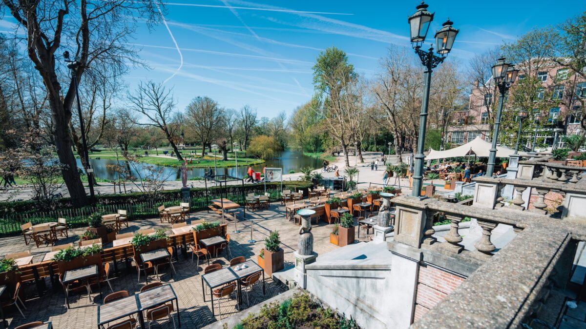 Park Zuid - terras aan het water - RemyOnline-