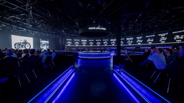 Studio 21 - lancering motor - productlancering - eventlocatie