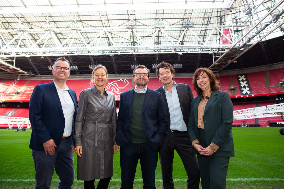foto bekendmaking Levy Europe publiekscateraar Johan Cruijff ArenA