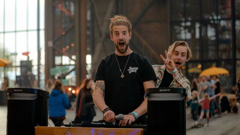Looping Good - Mobiele DJ Booth