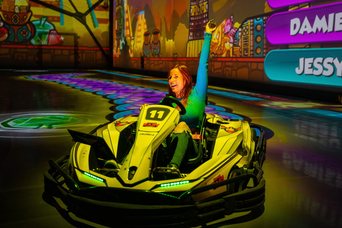 BattleKart vrouw blij