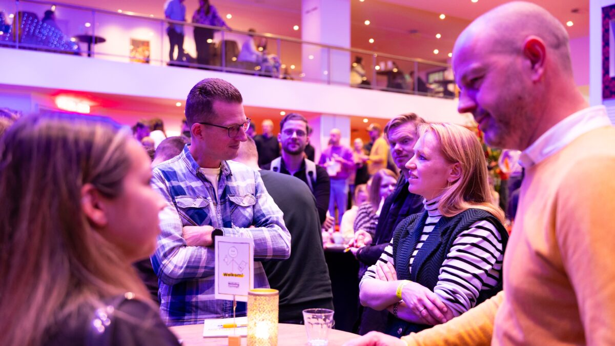Netwerken Christ Coolen - Het Leukste event voor Marketing Psychologie _ Fotograaf Studios Ektor Tsolodimos