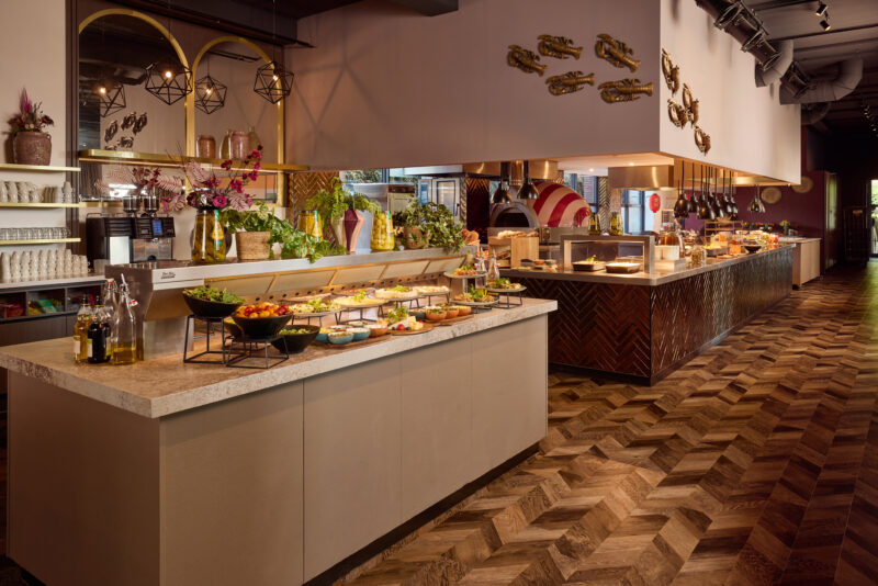 Restaurant buffet - Van der Valk hotel Amersfoort A1