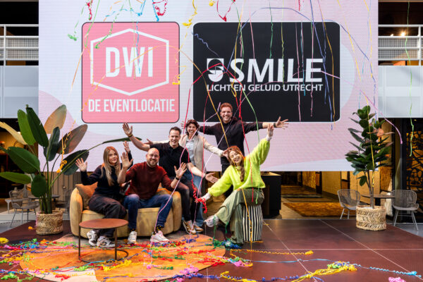 Team | De Woonindustrie SMILE | Fotograaf Gijs de Kruijf Photography