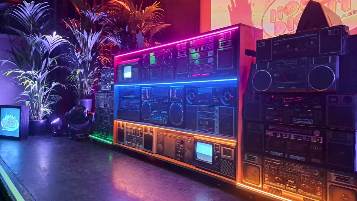 Unieke DJ Booth